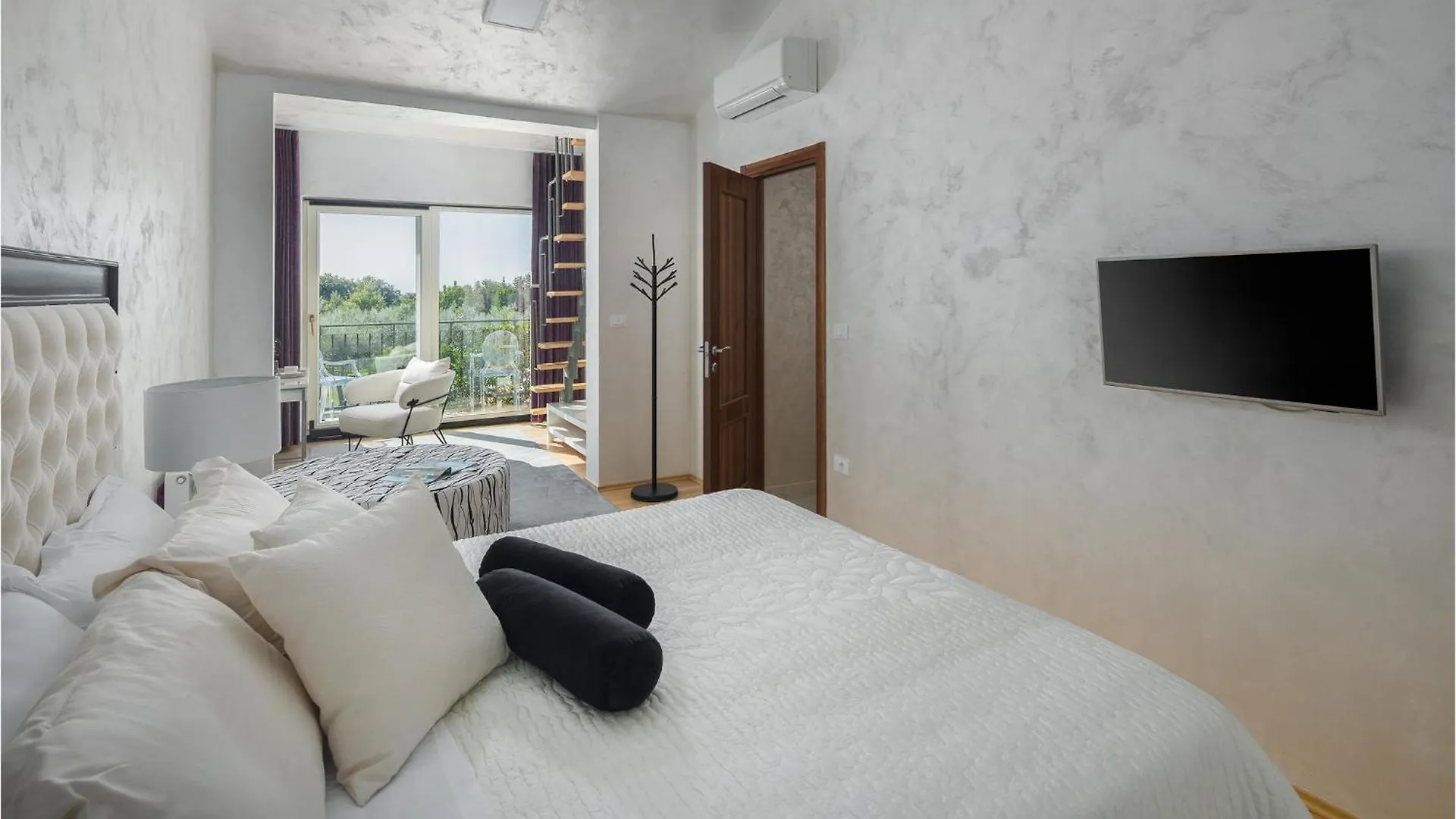 Amazing Home In Valtura With Sauna 0*,